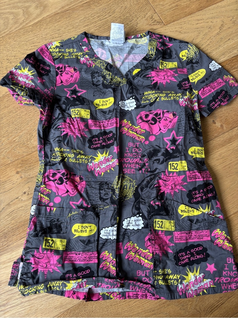 DC comics wonder woman scrub top womens xs